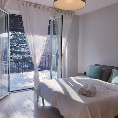 Michelangelo Apartments คอร์มาโน ภายนอก รูปภาพ