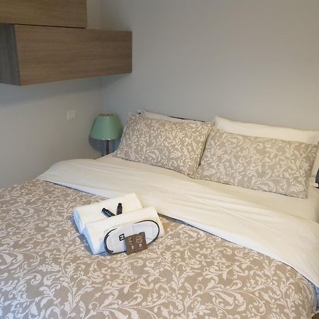 Michelangelo Apartments คอร์มาโน ห้อง รูปภาพ