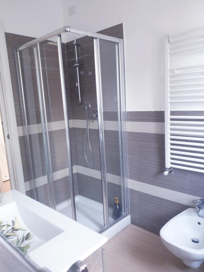 Michelangelo Apartments คอร์มาโน ภายนอก รูปภาพ