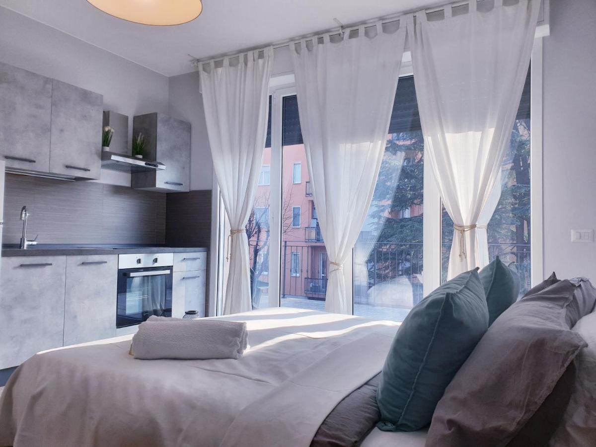 Michelangelo Apartments คอร์มาโน ภายนอก รูปภาพ