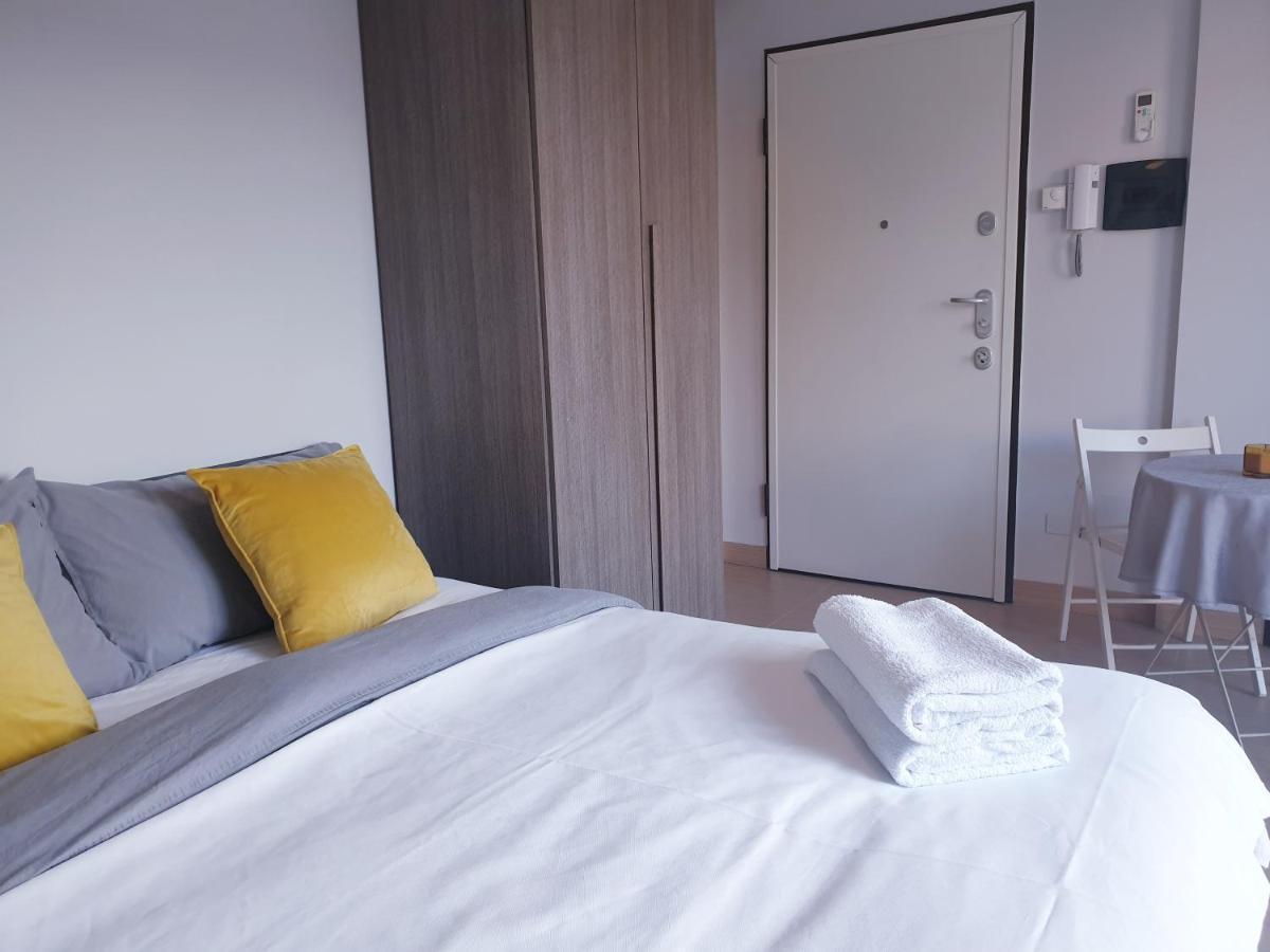 Michelangelo Apartments คอร์มาโน ภายนอก รูปภาพ